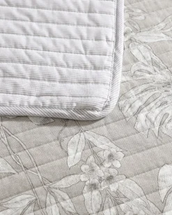 Jungle Toile Reversible 3-Piece Full/Queen Quilt Set