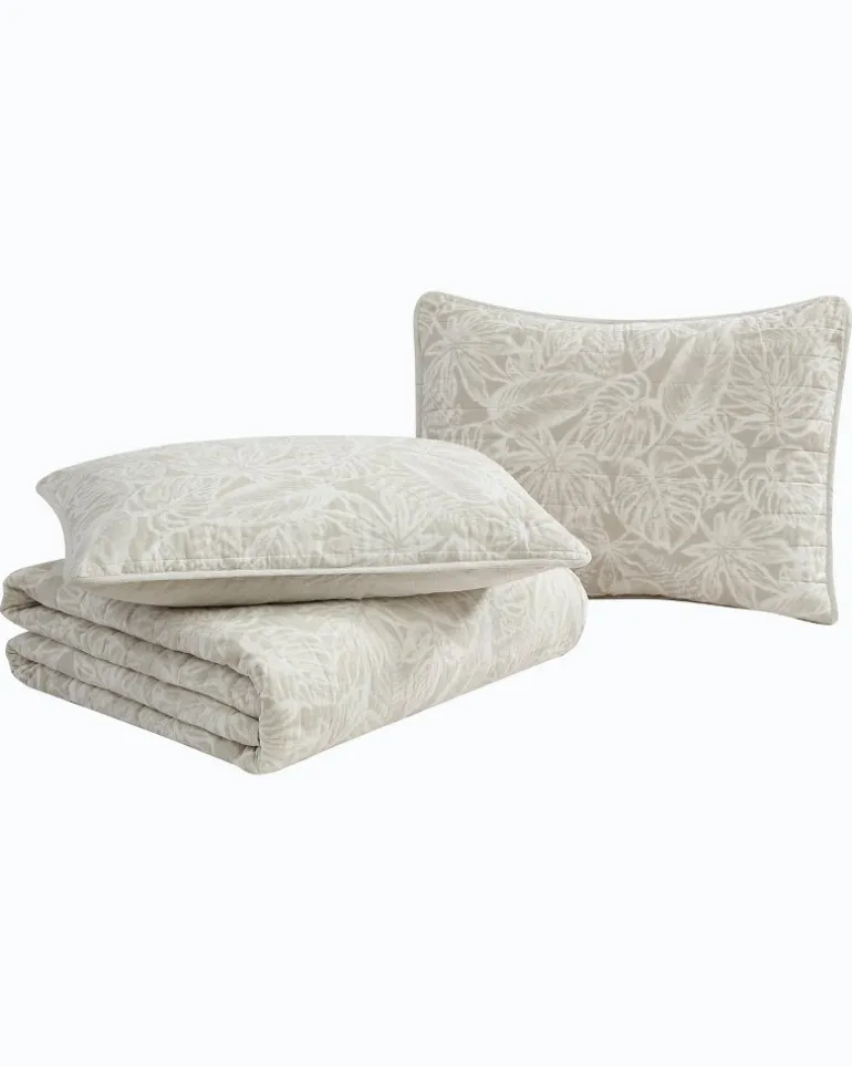 Ocean Deep Reversible 3-Piece Full/Queen Quilt Set